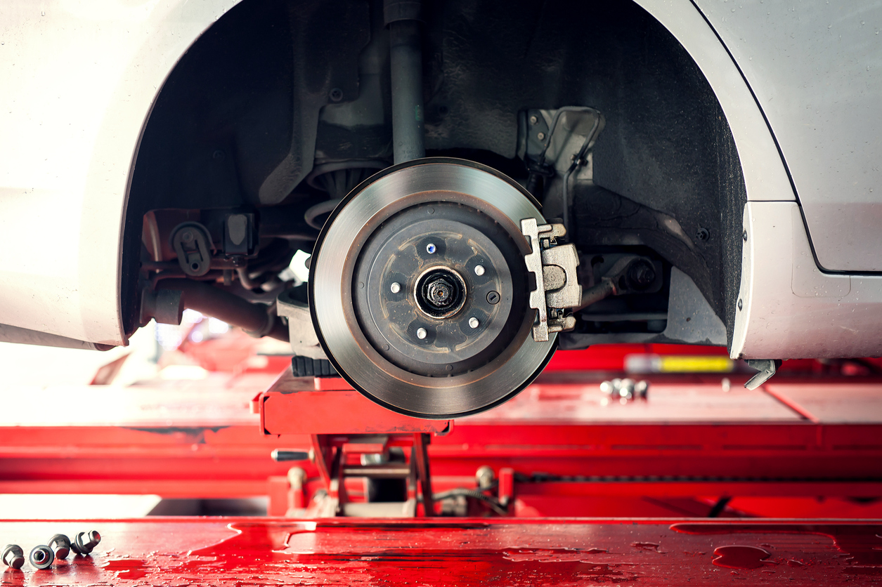 4 Signs That You Need New Brake Pads King Transmission Company