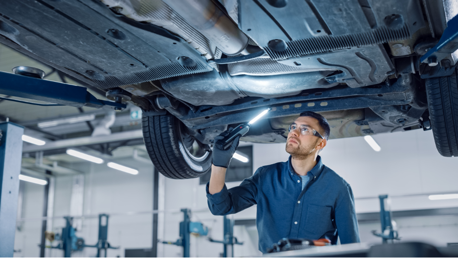 How to Get the Most Out of Your Transmission: Tips from a Transmission Maintenance Company in Elmhurst, Illinois