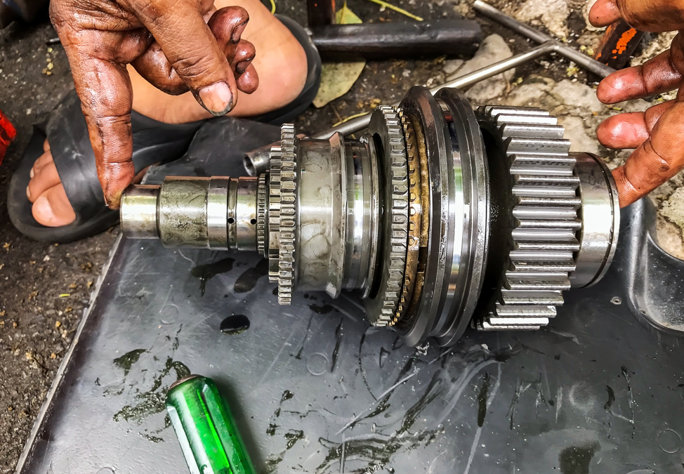 Determining Whether You Need a Drive Shaft Repair